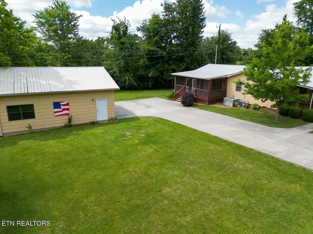 1459 Old Elmore Road Crossville TN 38571