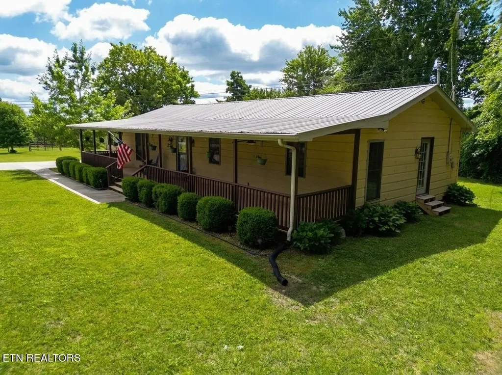 1459 Old Elmore Road Crossville TN 38571