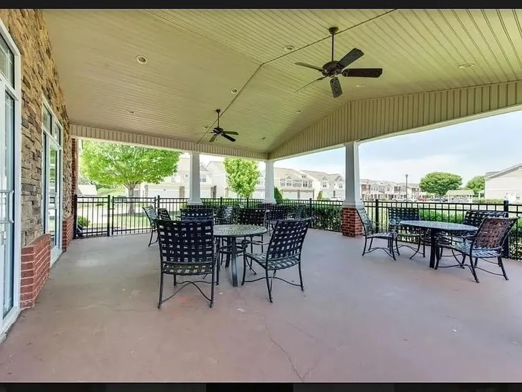2027 Blossom Run Spring Hill TN 37174