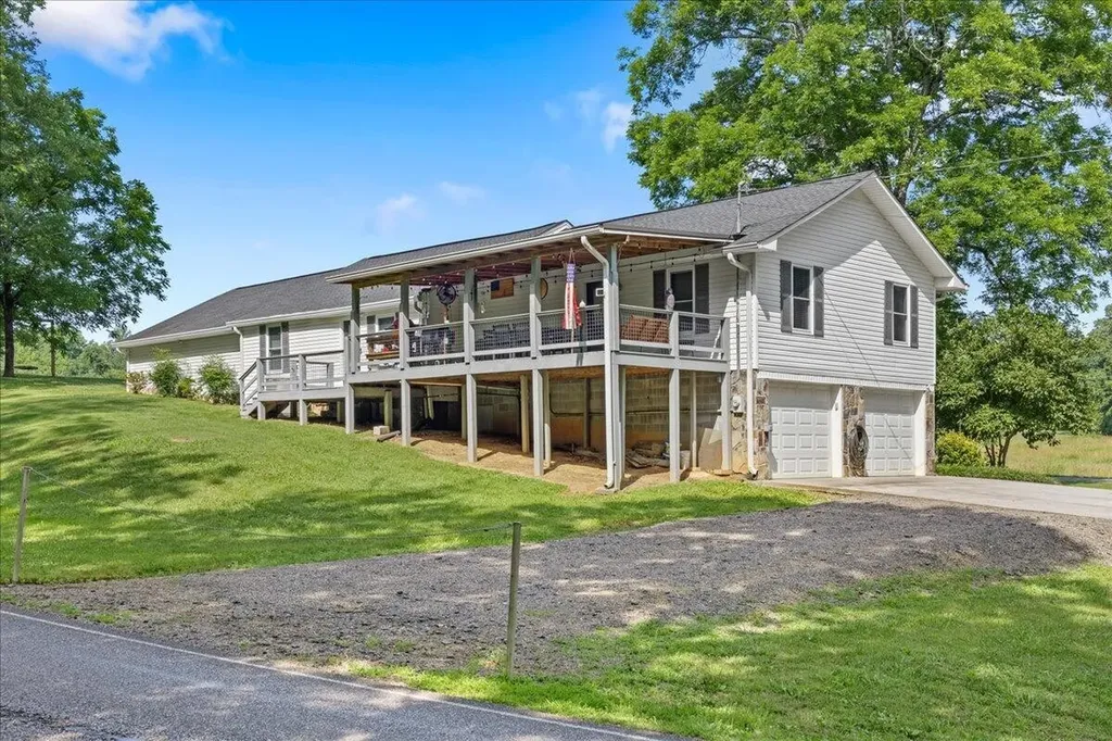 1467 County Road 700 Athens TN 37303
