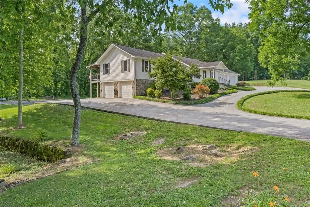 1467 County Road 700 Athens TN 37303
