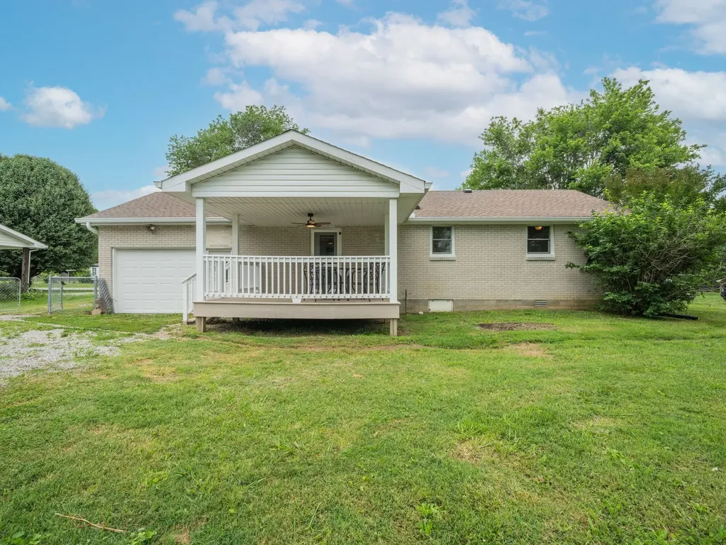 309 Peggy Drive Cedar Hill TN 37032