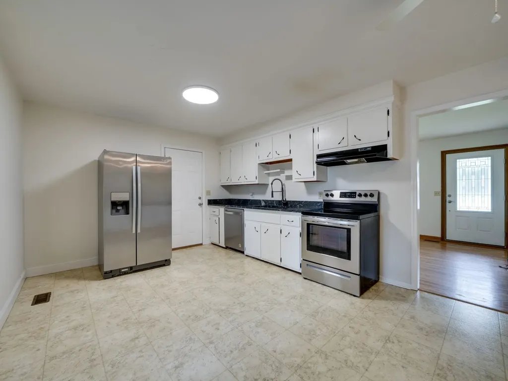 309 Peggy Drive Cedar Hill TN 37032