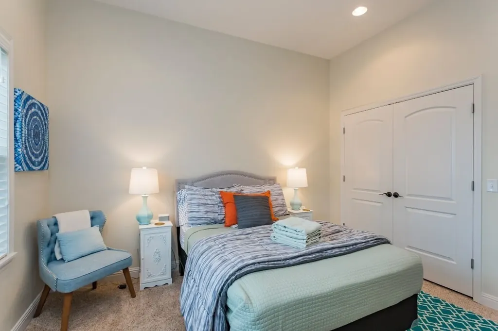 2016 14th Ave, N Nashville TN 37208