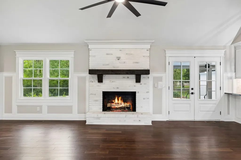 2965 N Thompson Lane Murfreesboro TN 37129