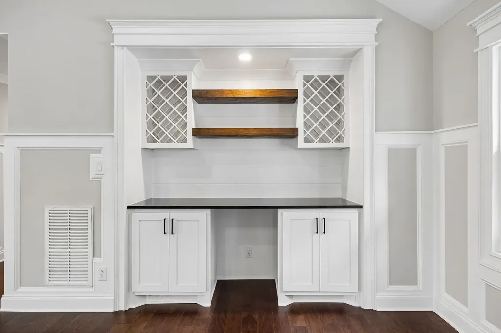 2965 N Thompson Lane Murfreesboro TN 37129