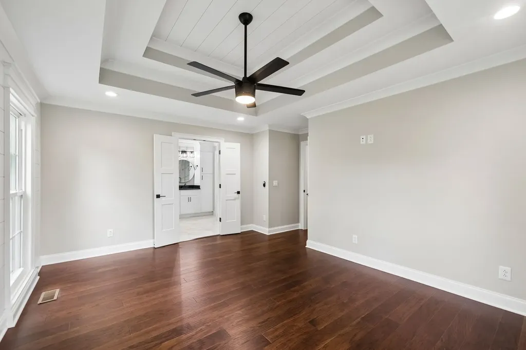 2965 N Thompson Lane Murfreesboro TN 37129