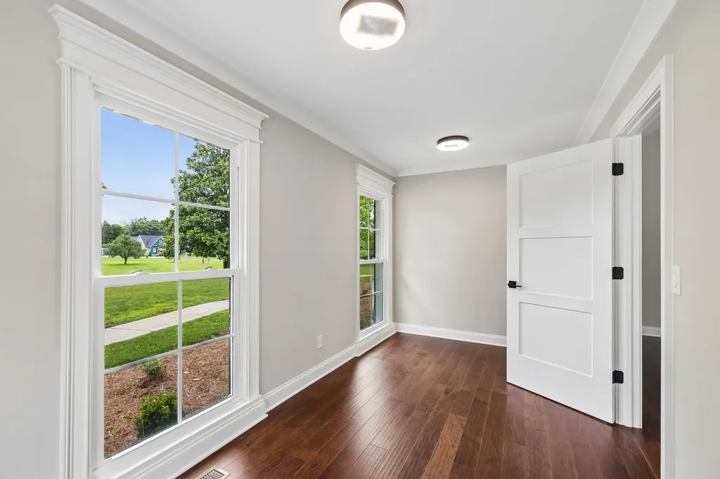 2965 N Thompson Lane Murfreesboro TN 37129