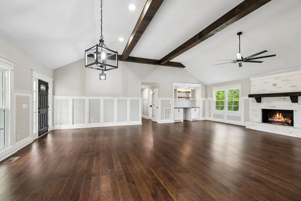 2965 N Thompson Lane Murfreesboro TN 37129