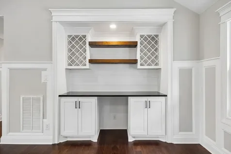 2965 N Thompson Lane Murfreesboro TN 37129
