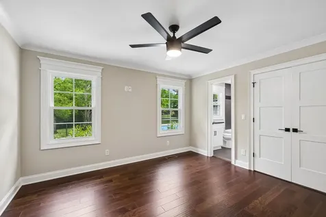 2965 N Thompson Lane Murfreesboro TN 37129