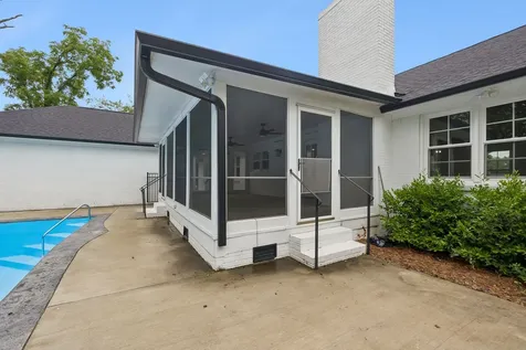 2965 N Thompson Lane Murfreesboro TN 37129