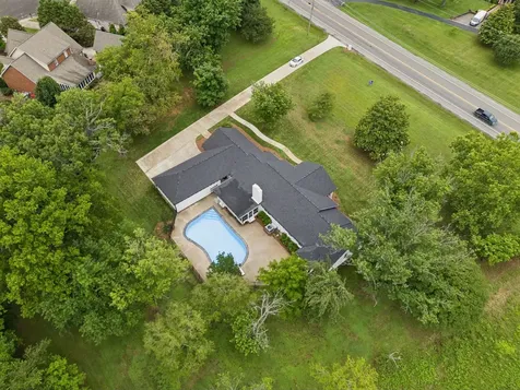2965 N Thompson Lane Murfreesboro TN 37129