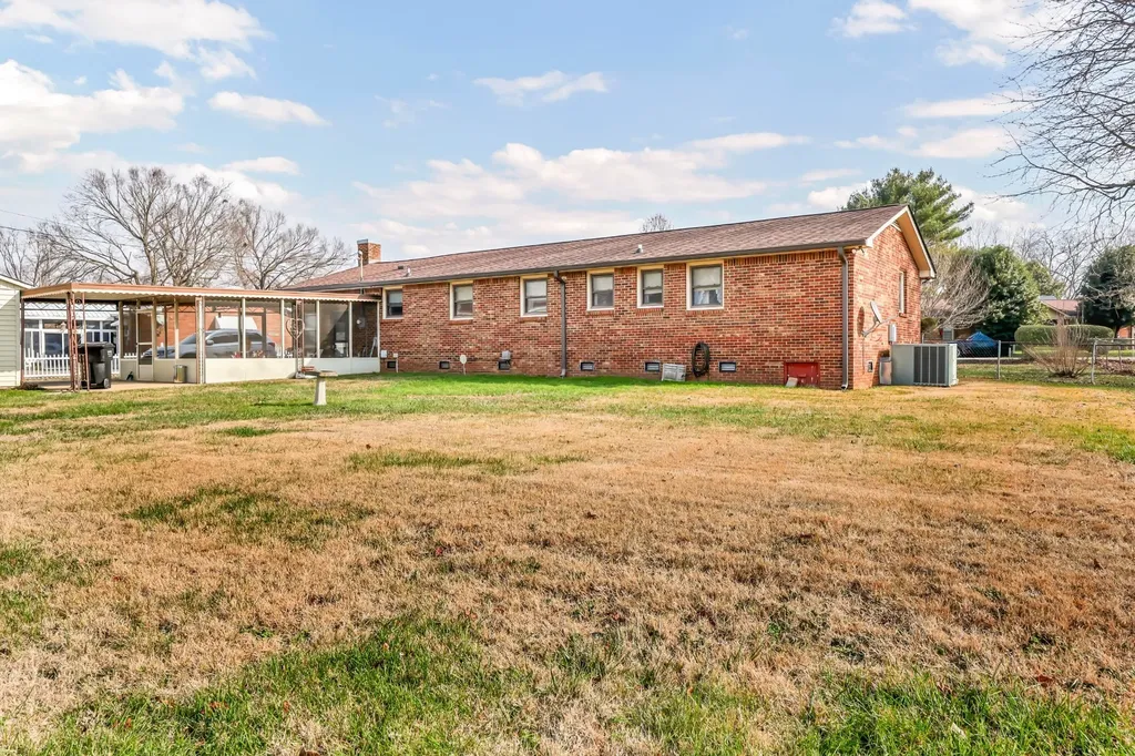 217 Sewell Drive Clarksville TN 37042