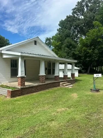 232 Natchez Trace Road Camden TN 38320