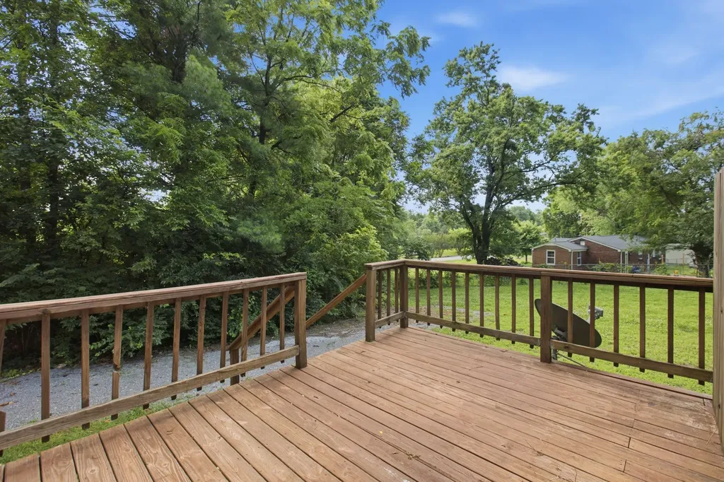 379 Wales Drive Nashville TN 37211