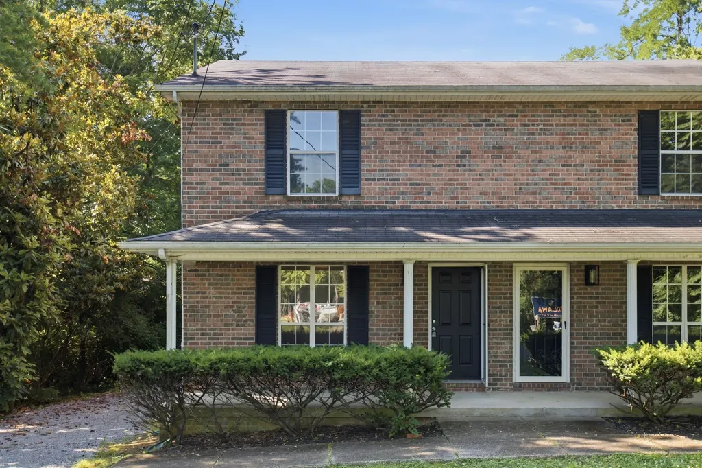 379 Wales Drive Nashville TN 37211