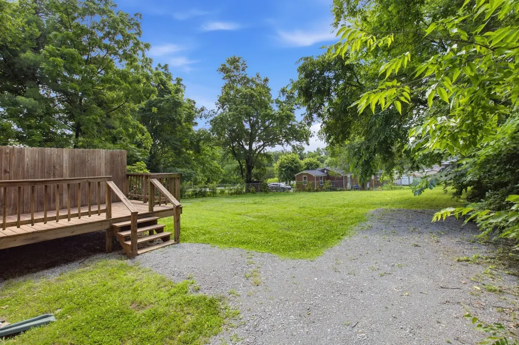 379 Wales Drive Nashville TN 37211