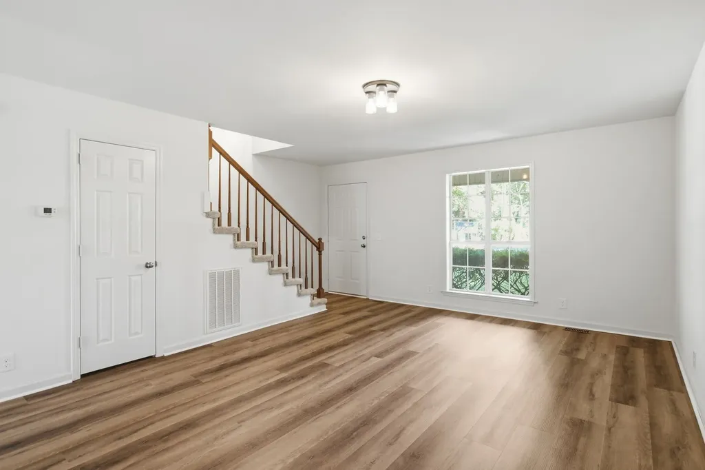 379 Wales Drive Nashville TN 37211