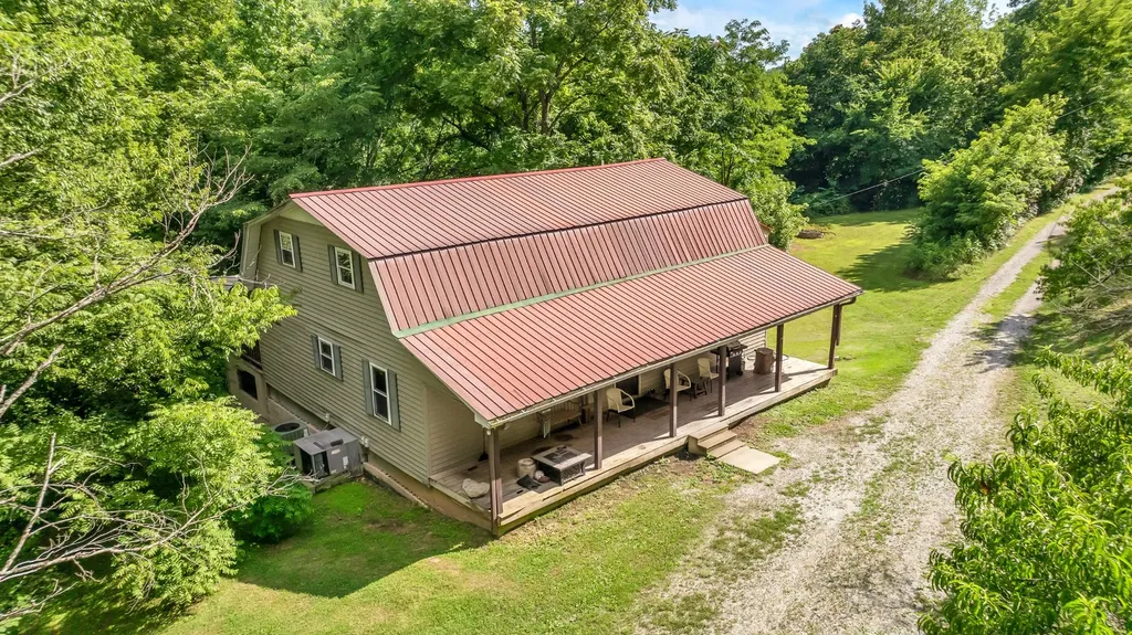 16600 Center Hill Dam Road Silver Point TN 38582