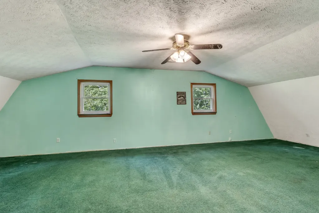 16600 Center Hill Dam Road Silver Point TN 38582