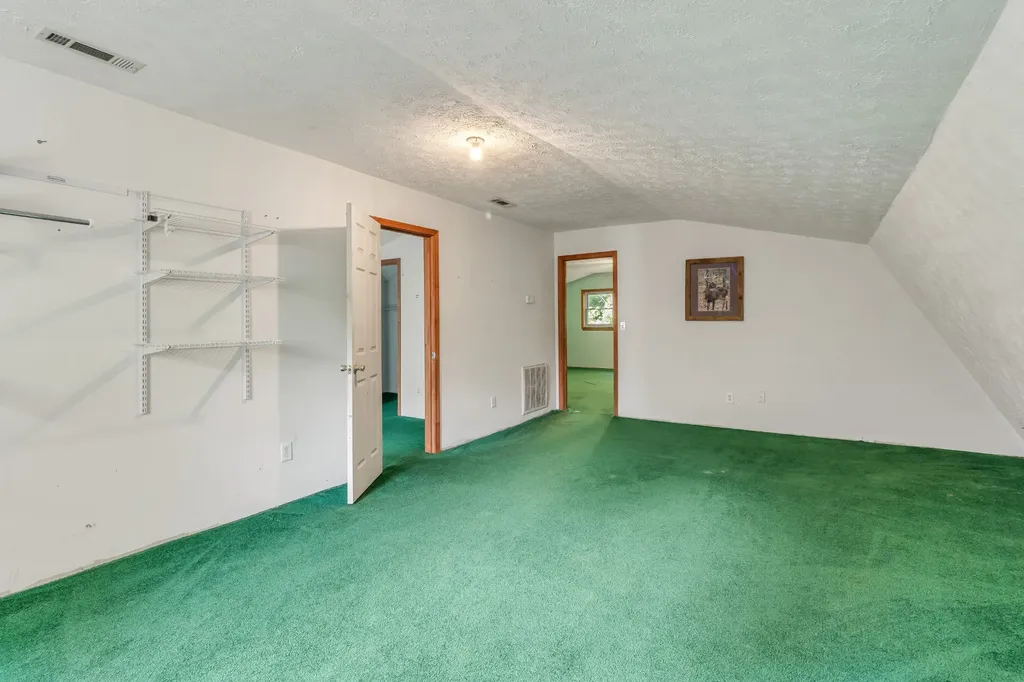 16600 Center Hill Dam Road Silver Point TN 38582