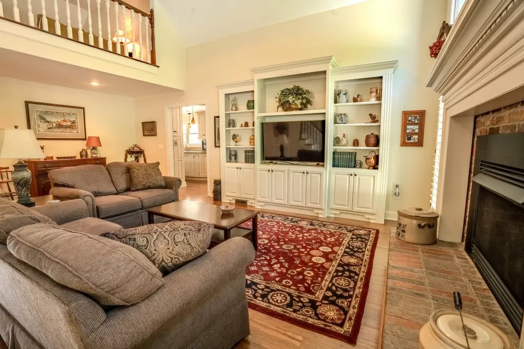 199 Liles Lane Lutts TN 38471