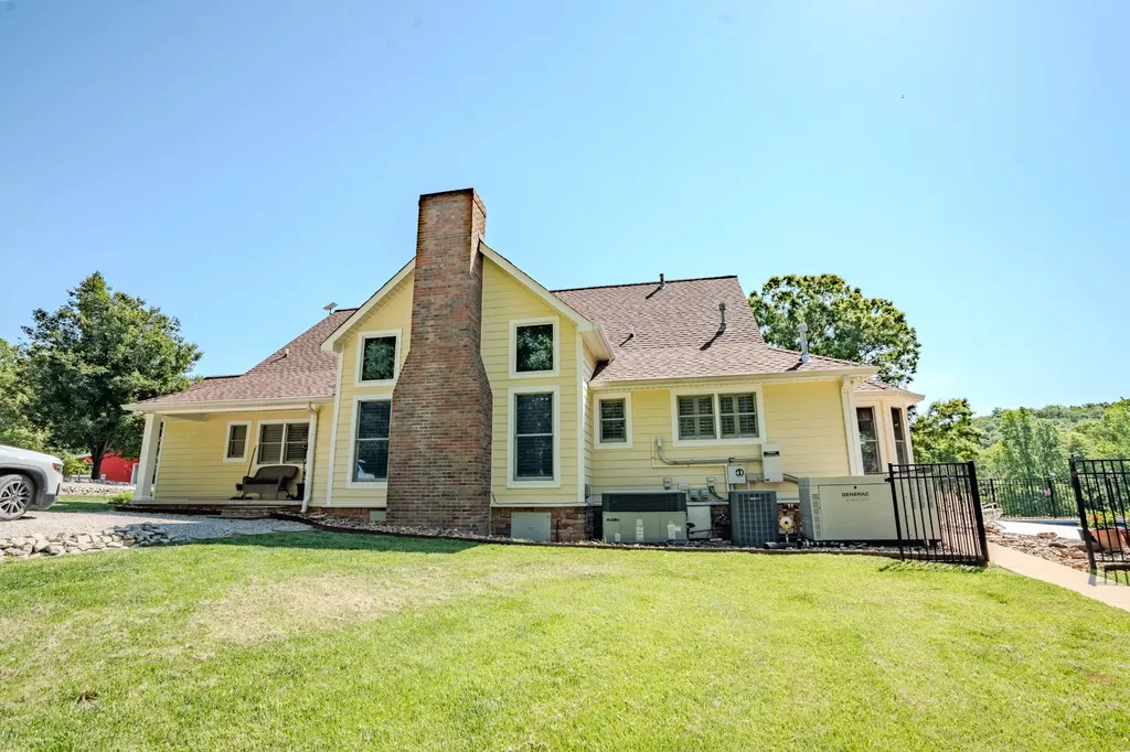 199 Liles Lane Lutts TN 38471