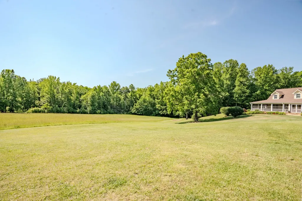 199 Liles Lane Lutts TN 38471