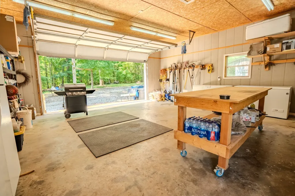 199 Liles Lane Lutts TN 38471