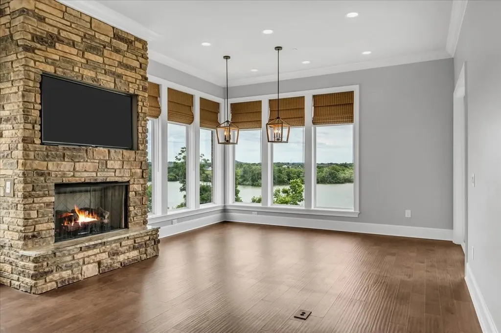 1024 Club View Drive Gallatin TN 37066