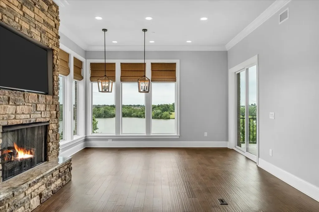 1024 Club View Drive Gallatin TN 37066