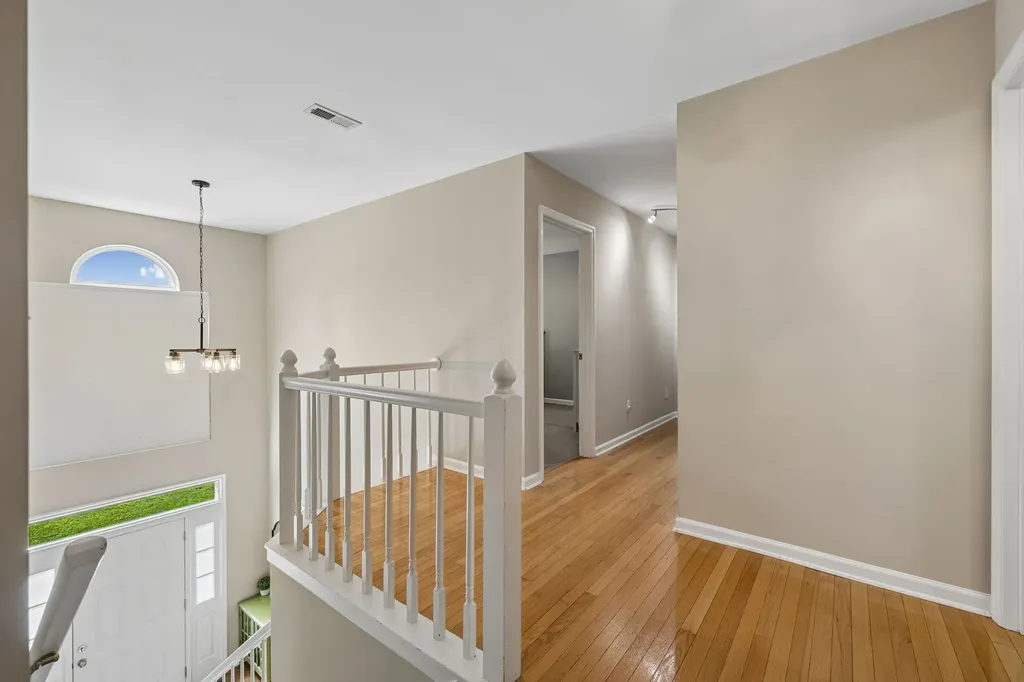 301 Mill Run Circle Nashville TN 37221