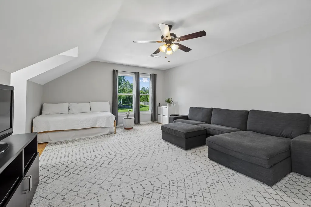 301 Mill Run Circle Nashville TN 37221