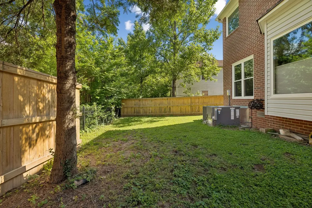 301 Mill Run Circle Nashville TN 37221