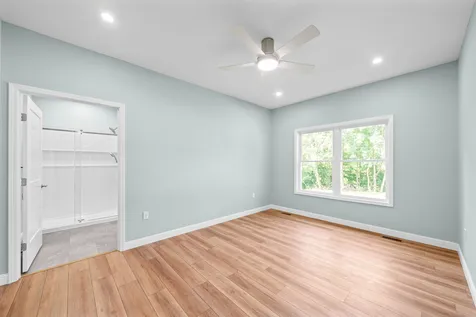 15 Locust Drive Erin TN 37061