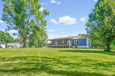 15 Locust Drive Erin TN 37061