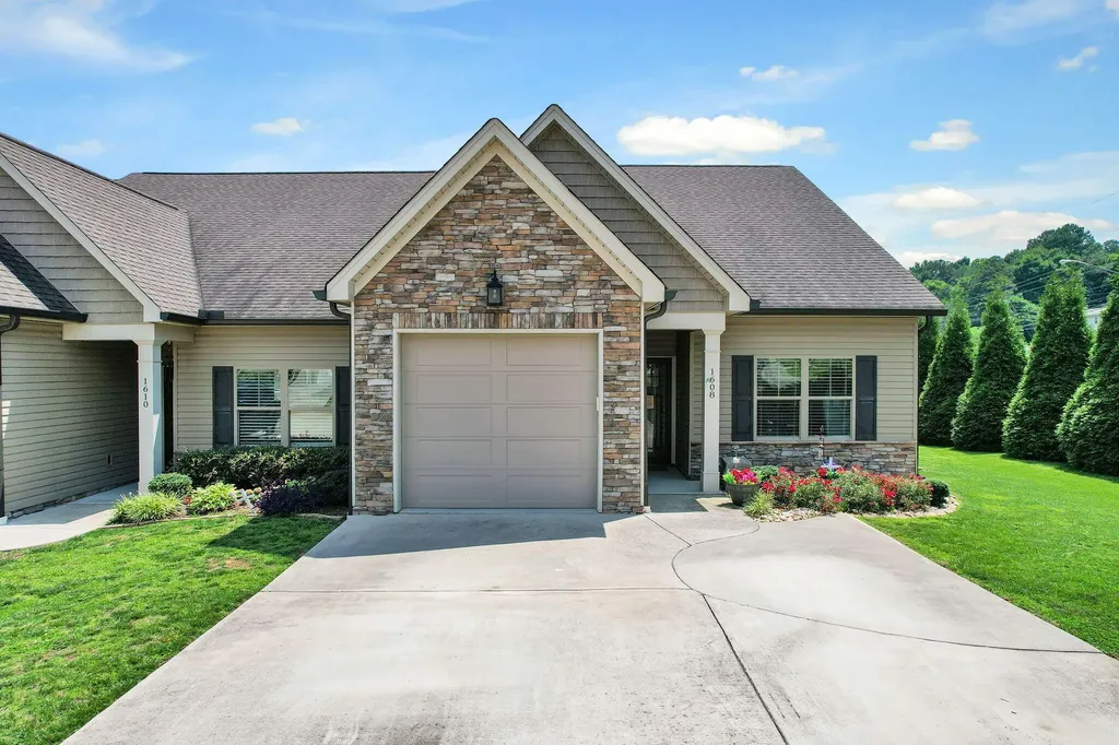 1608 Stonebriar Drive, NE Cleveland TN 37312