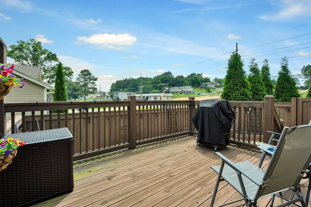 1608 Stonebriar Drive, NE Cleveland TN 37312
