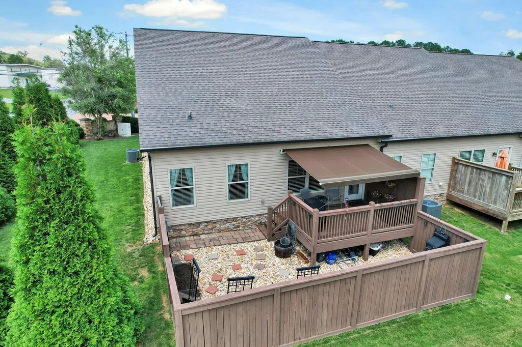1608 Stonebriar Drive, NE Cleveland TN 37312
