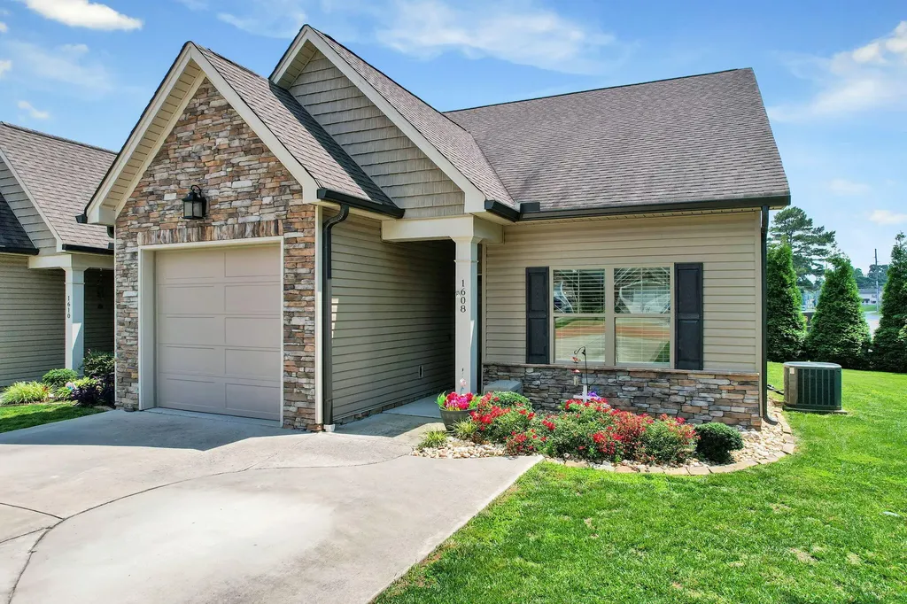 1608 Stonebriar Drive, NE Cleveland TN 37312