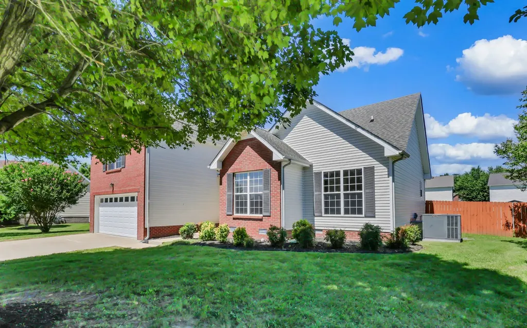 3363 Dabney Lane Clarksville TN 37043