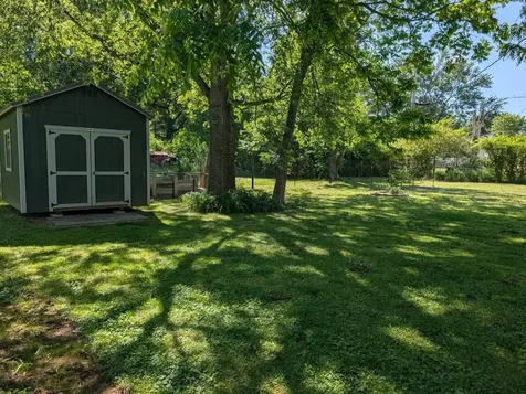 905 Nicholson Street Decherd TN 37324