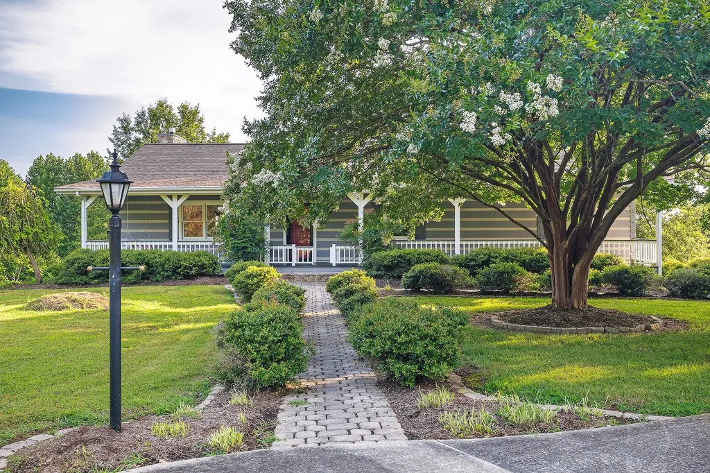 11720 Fox Hill Road Baxter TN 38544