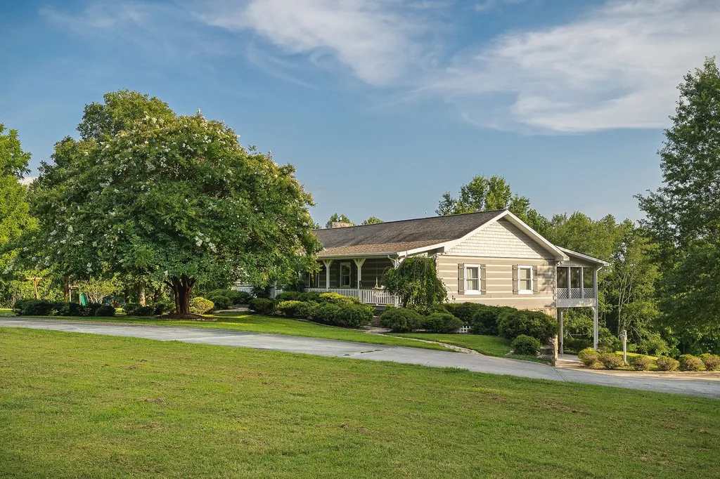 11720 Fox Hill Road Baxter TN 38544