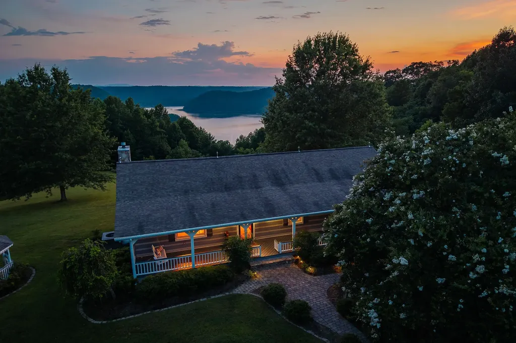 11720 Fox Hill Road Baxter TN 38544