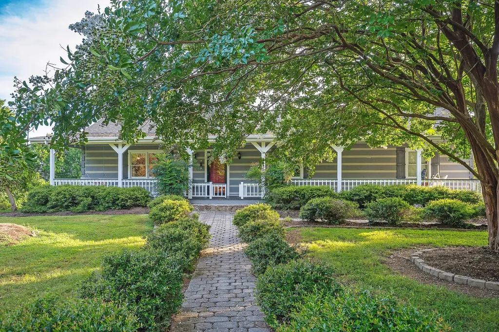 11720 Fox Hill Road Baxter TN 38544