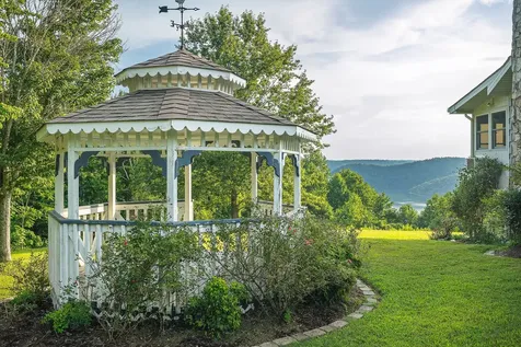 11720 Fox Hill Road Baxter TN 38544