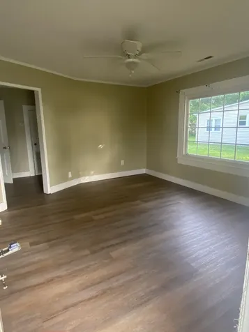 504 General St, E Tullahoma TN 37388