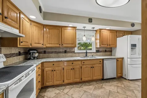 2596 Long Hollow Pike Hendersonville TN 37075